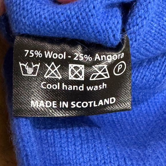 NWT Newtone Brand Royal Blue Knit Wool Angora Blend Arm Warmers Made in Scotland - Picture 9 of 11